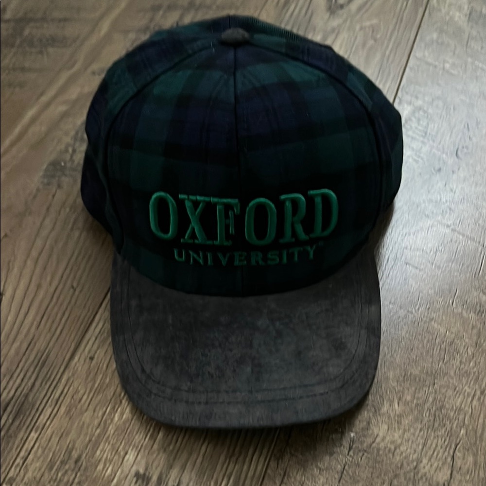 Sold✅Oxford University Plaid Cap